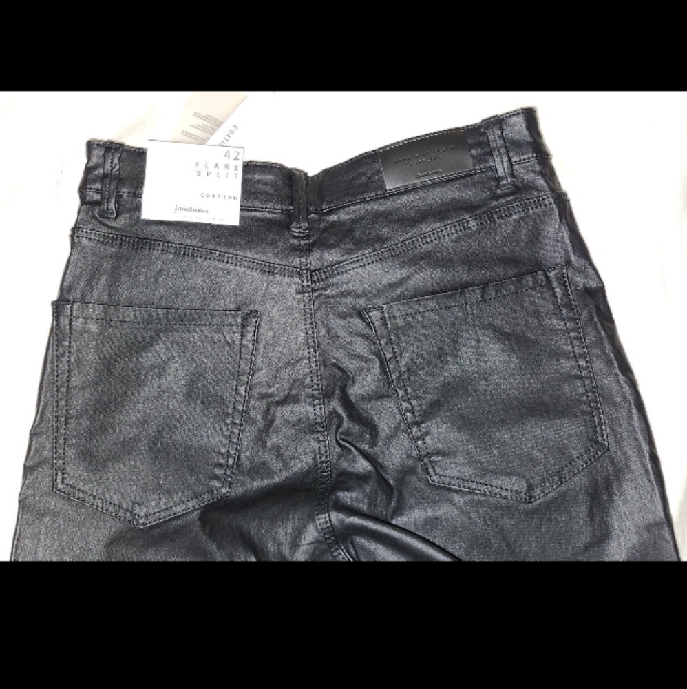 🕶Leather Flared Coated Trousers 🕶 👖 - Picture 3 of 8